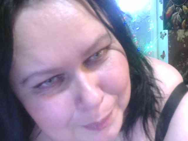 CharleeKendall webcam