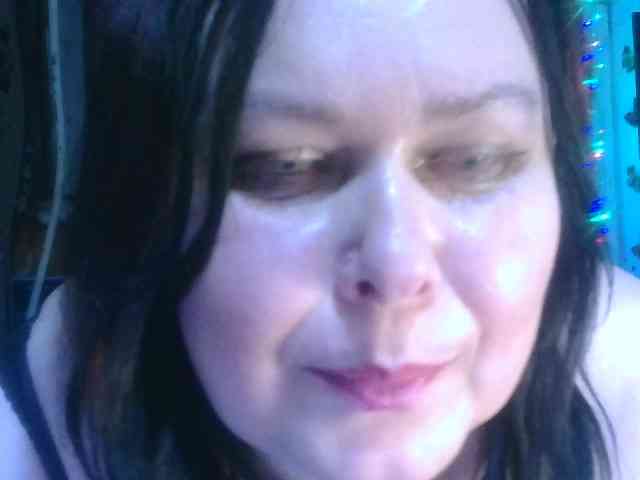 CharleeKendall webcam