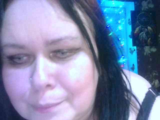 CharleeKendall webcam