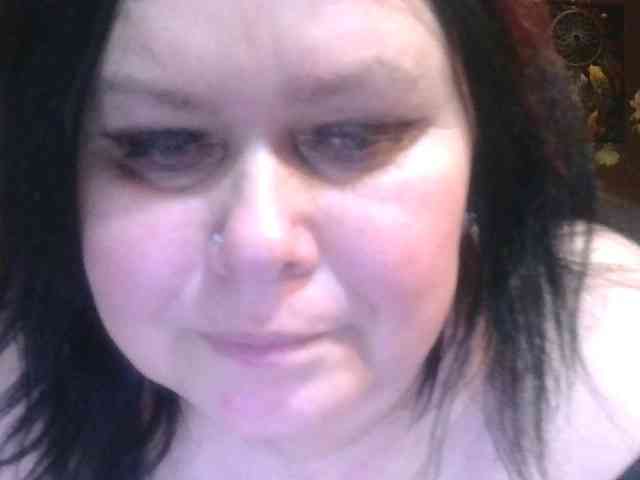 CharleeKendall webcam