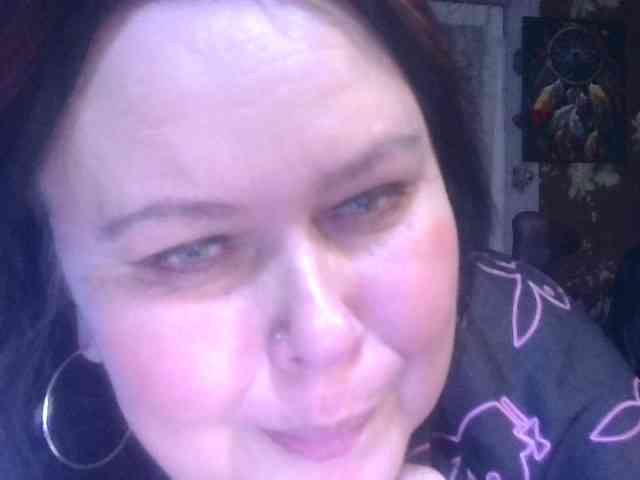 CharleeKendall webcam