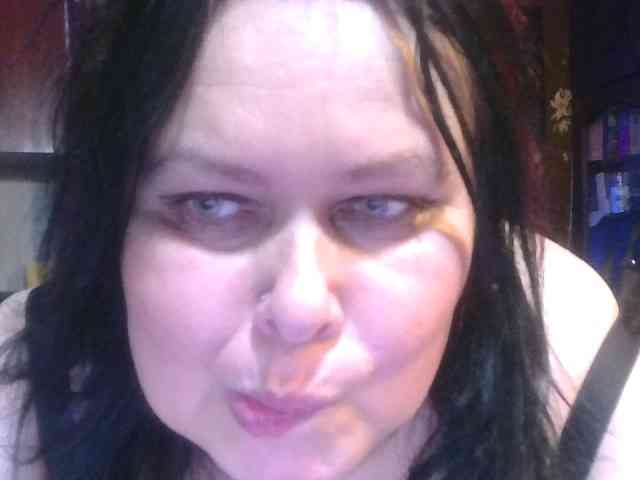 CharleeKendall webcam