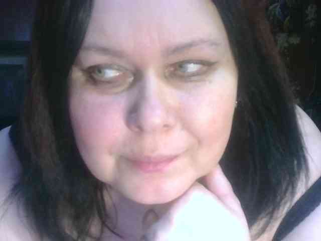 CharleeKendall webcam