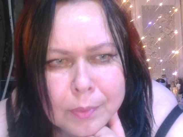 CharleeKendall webcam