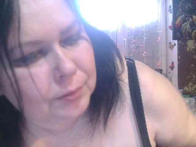 CharleeKendall webcam