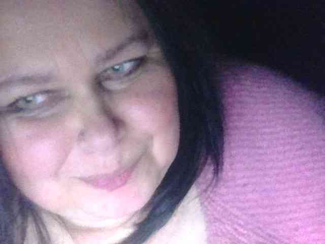 CharleeKendall webcam