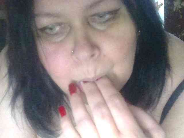 CharleeKendall webcam