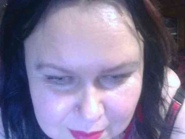 CharleeKendall webcam