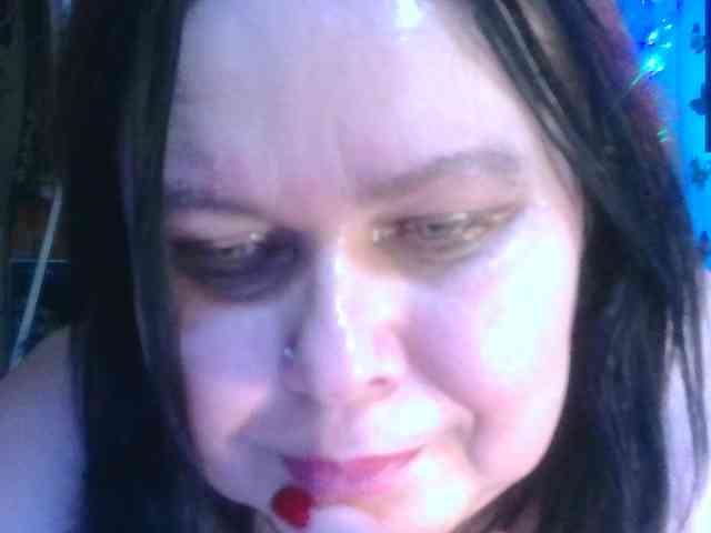 CharleeKendall webcam