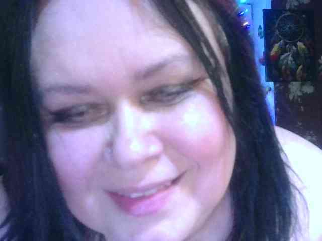 CharleeKendall webcam