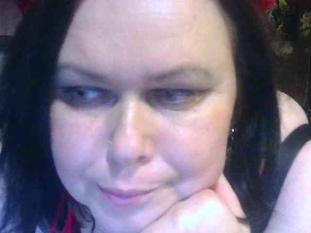 CharleeKendall webcam