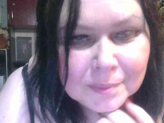 CharleeKendall webcam