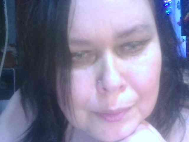 CharleeKendall webcam