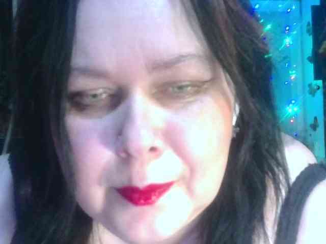 CharleeKendall webcam