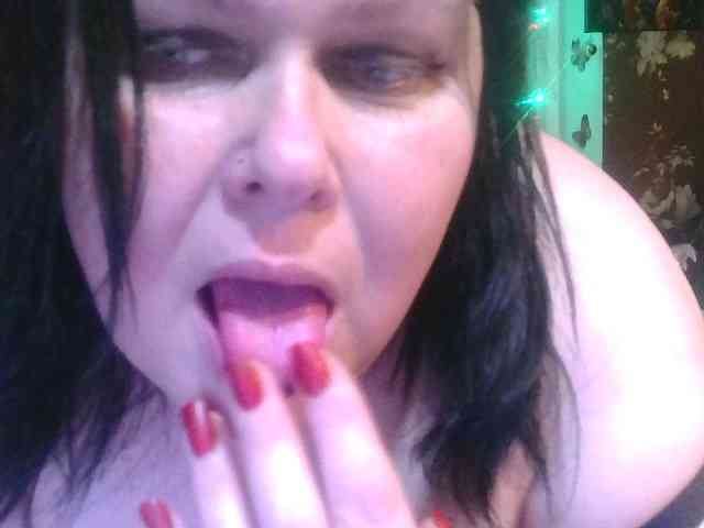 CharleeKendall webcam