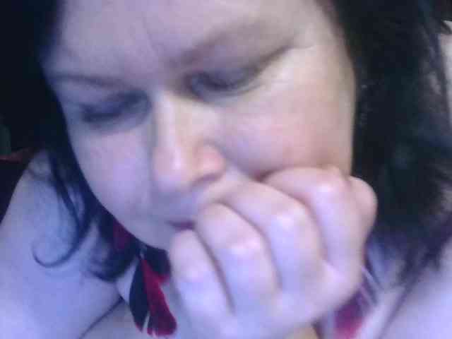 CharleeKendall webcam