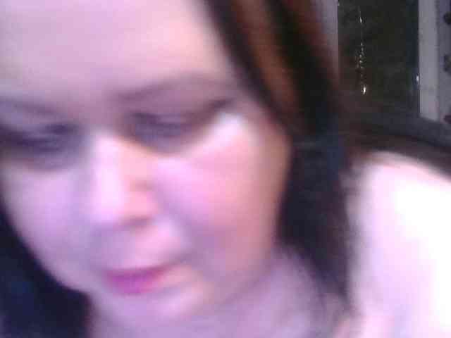 CharleeKendall webcam