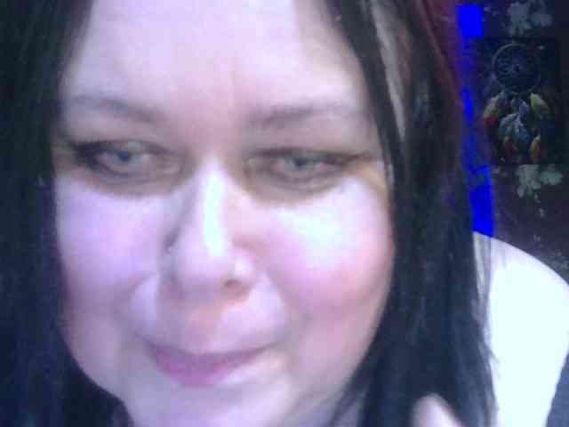 CharleeKendall webcam