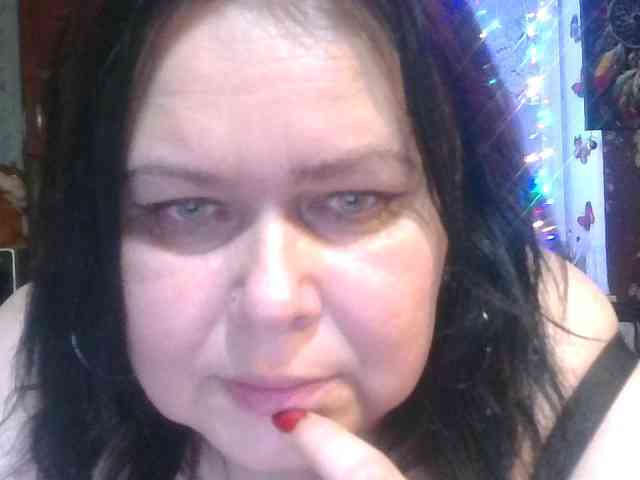 CharleeKendall webcam