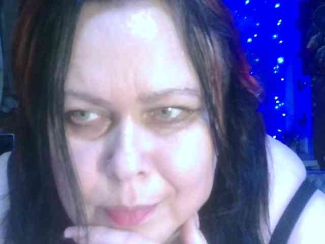 CharleeKendall webcam