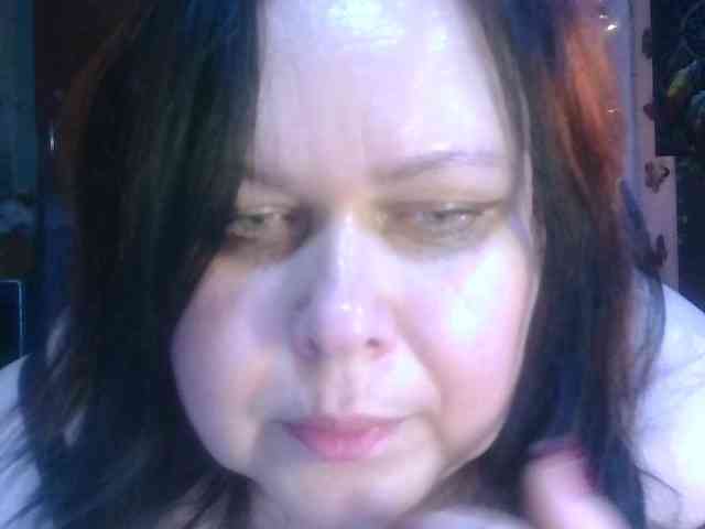 CharleeKendall webcam