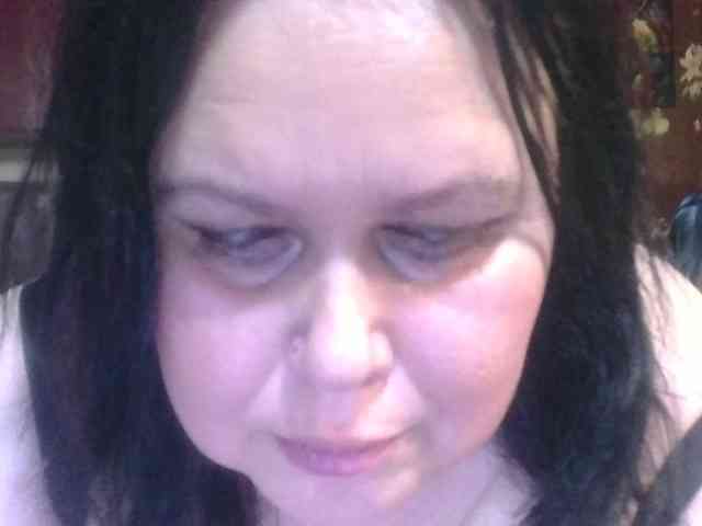 CharleeKendall webcam