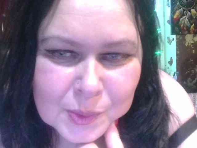 CharleeKendall webcam