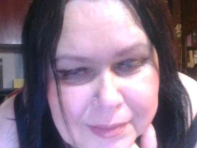 CharleeKendall webcam