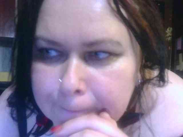 CharleeKendall webcam