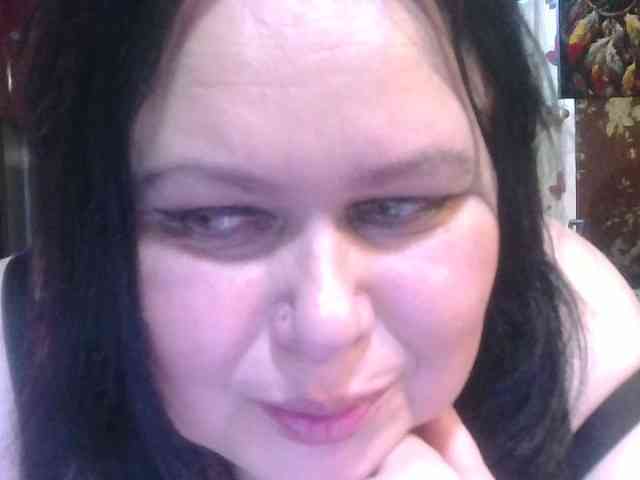 CharleeKendall webcam