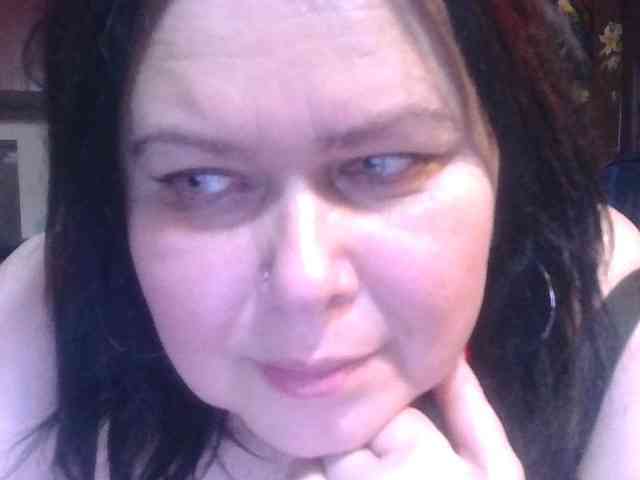 CharleeKendall webcam