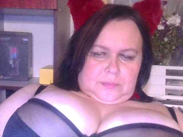 CharleeKendall webcam