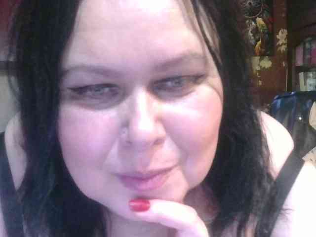 CharleeKendall webcam