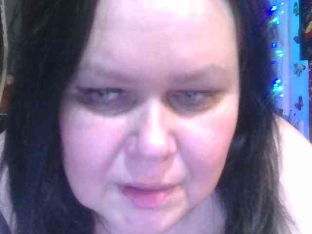 CharleeKendall webcam