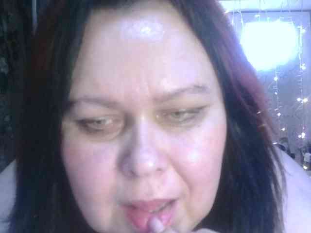 CharleeKendall webcam