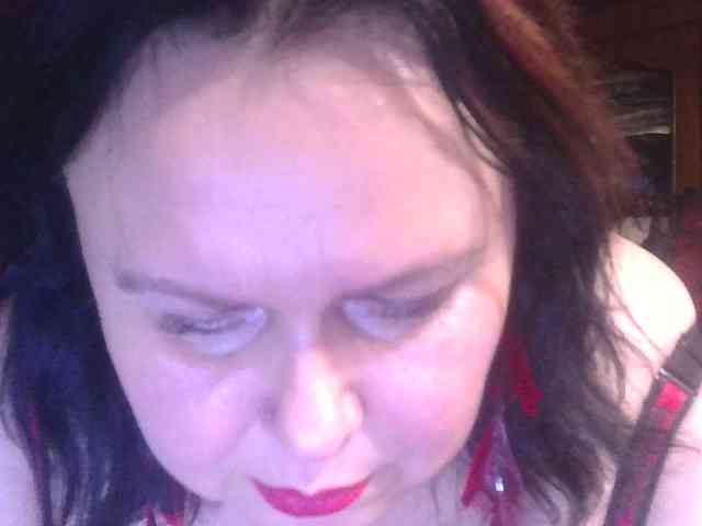 CharleeKendall webcam