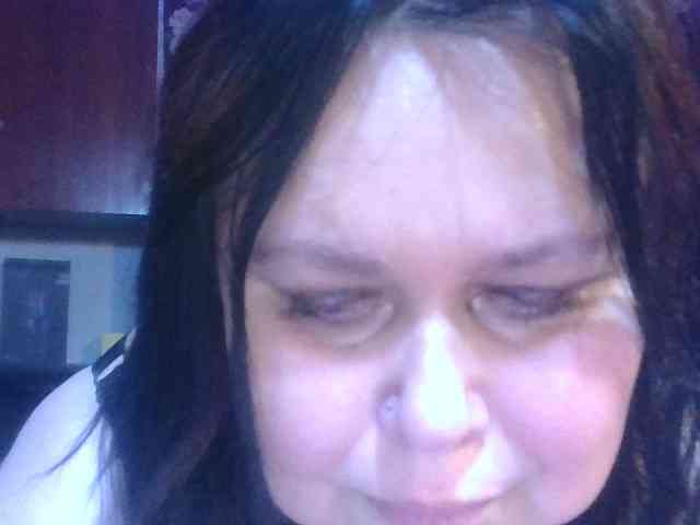 CharleeKendall webcam