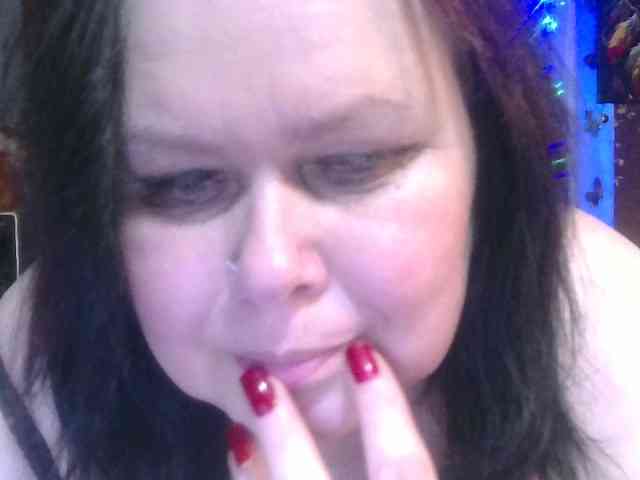 CharleeKendall webcam