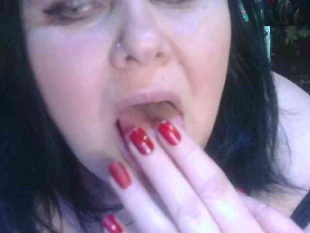 CharleeKendall webcam