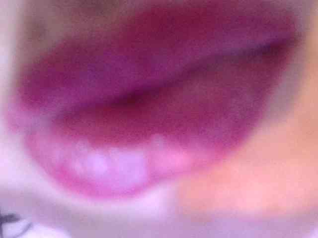 CharleeKendall webcam