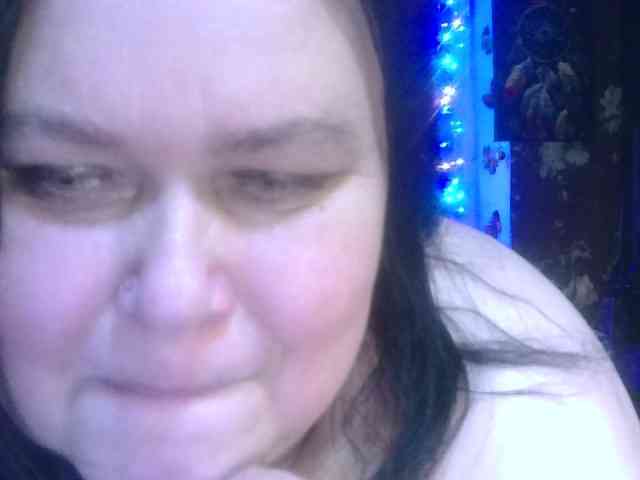 CharleeKendall webcam