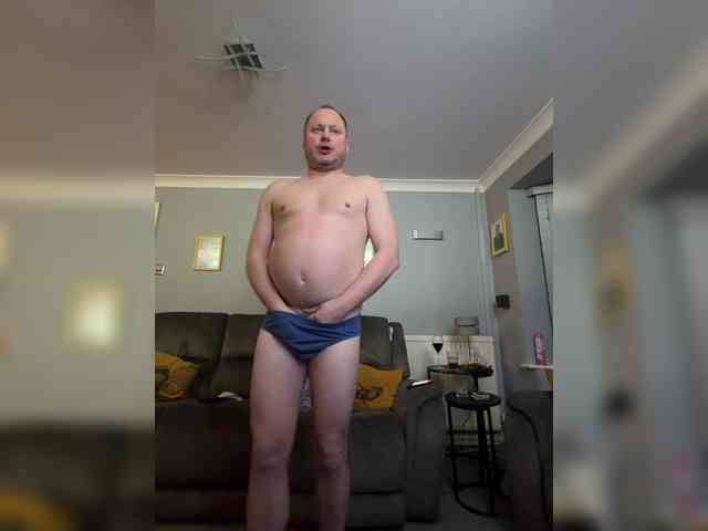 Naughtywife77 webcam