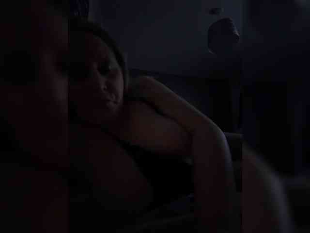 Naughtywife77 webcam