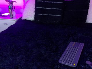 ElisaPeters Porn Show