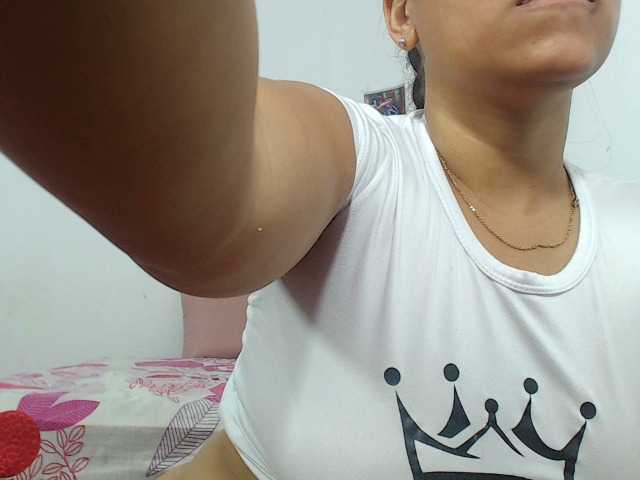 Melissagay live room