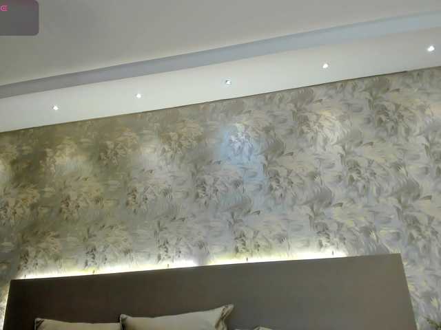 saraycollins's BongaCams show and profile