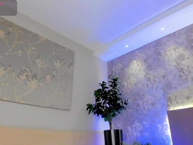 saraycollins's BongaCams show and profile