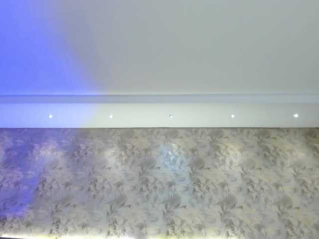 saraycollins's BongaCams show and profile