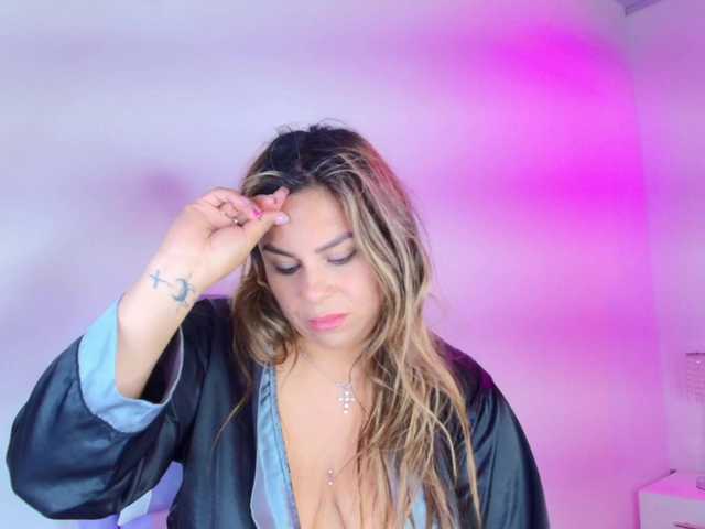 Lia-adams's BongaCams show and profile