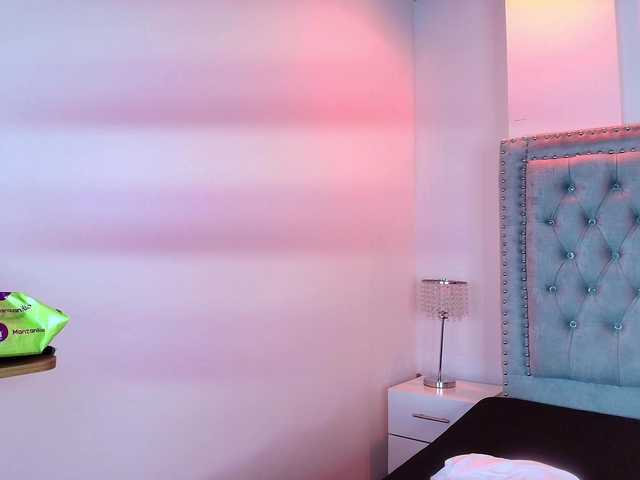 Lia-adams's BongaCams show and profile